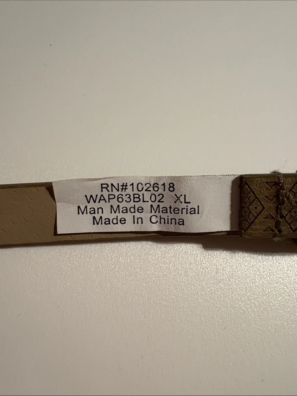 Steve Madden Women's Beige Chic Faux Leather Belt Size XL SKINNY  Embossed New
